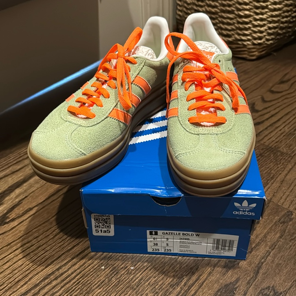 Adidas Gazelle Bold 'Green Spark Screaming Orange' – Size US 6.5 W